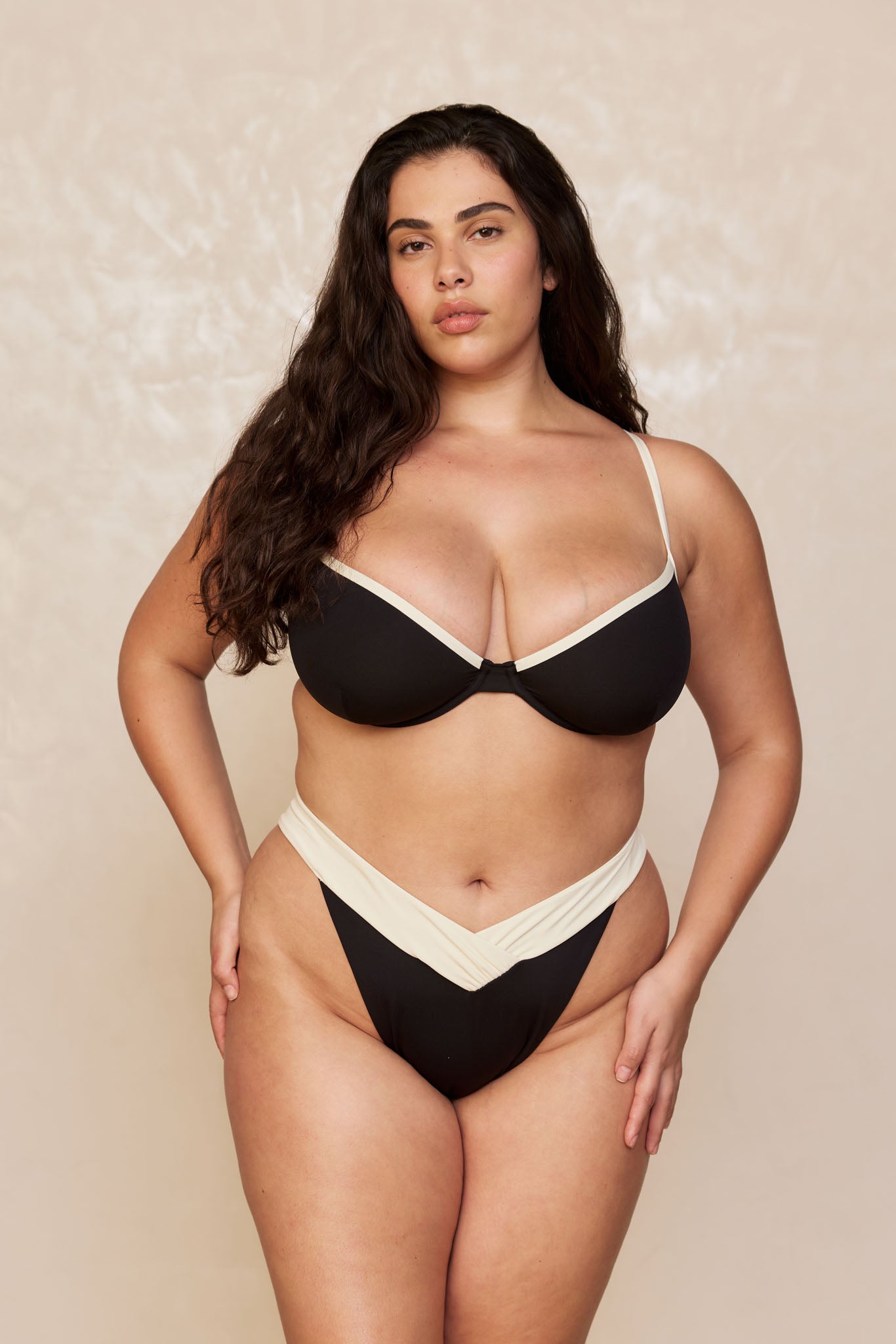 Capri Top - Black/Ivory - Image 7