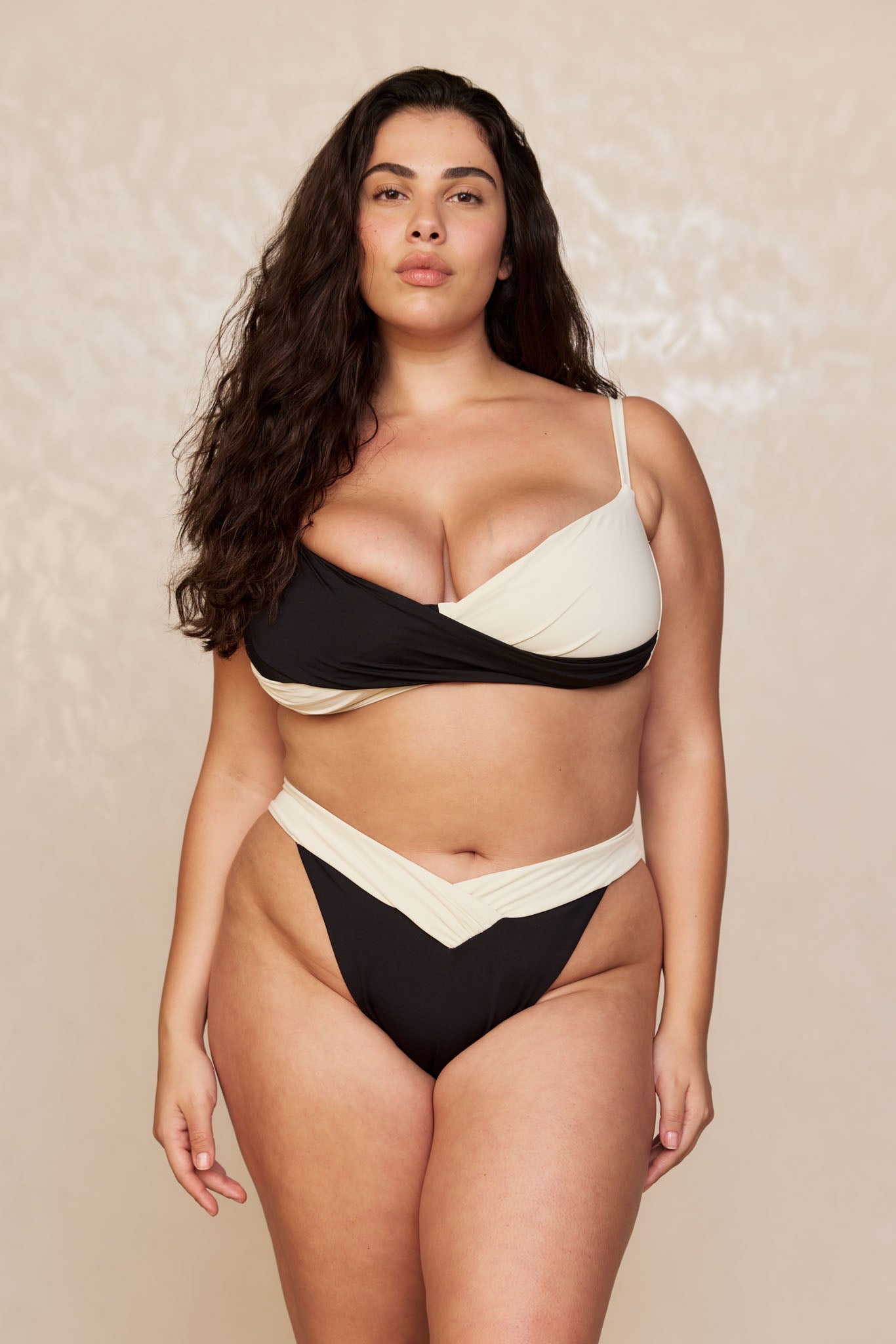 Bordeaux Top - Black/Ivory - Image 7